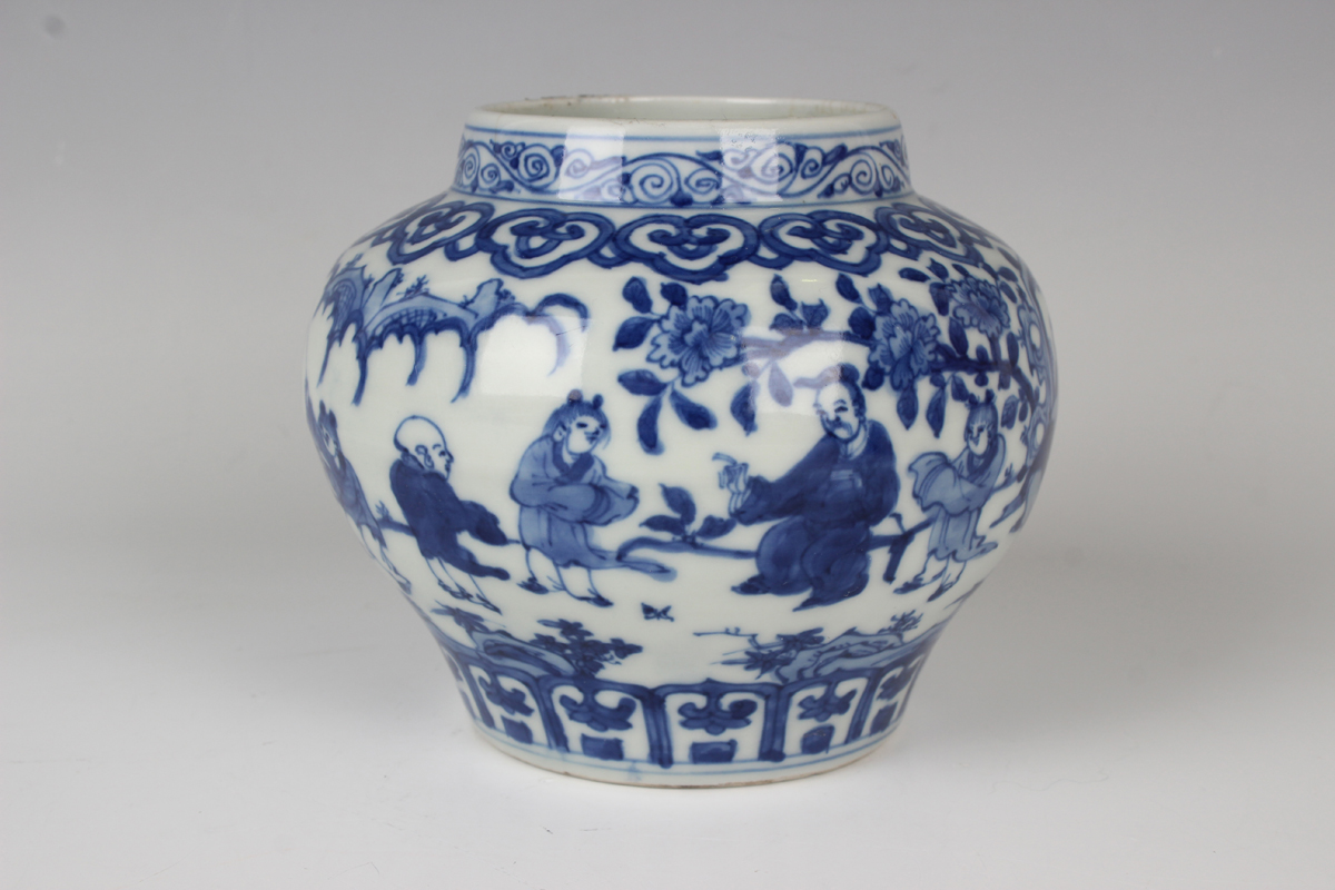 A Chinese blue and white porcelain pot, mark of Wanli but probably later, of squat baluster form, - Image 15 of 15