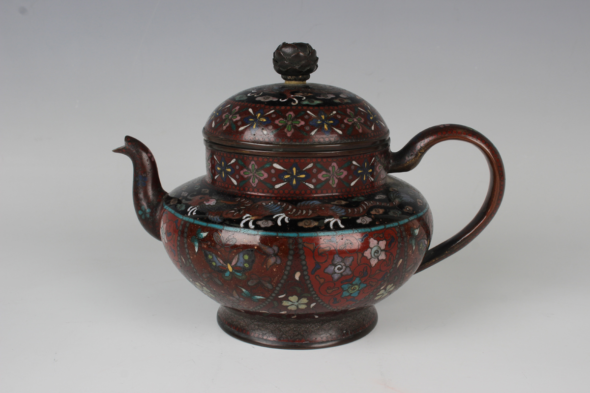 A Japanese cloisonné teapot and cover, Meiji period, of squat circular form, decorated with dragon - Image 9 of 9