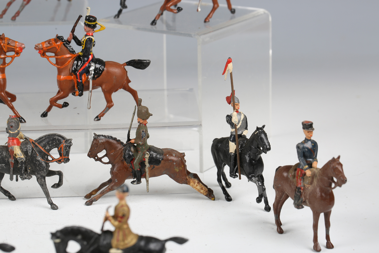 A good collection of Britains lead soldiers, including lancers and Life Guards, some boxed or with - Image 7 of 13