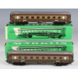 Eleven Märklin gauge HO coaches, comprising two No. 4015, No. 4016, No. 4024, No. 4027, No. 4031,