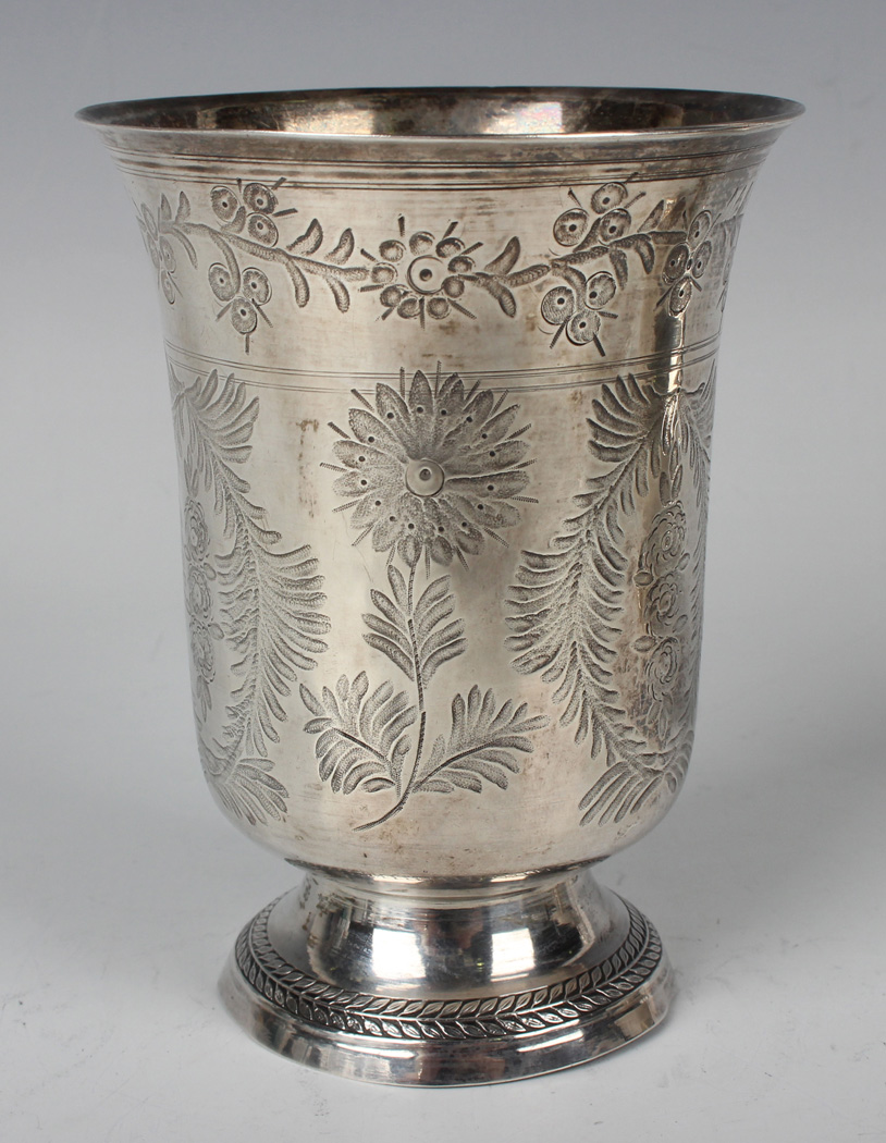 An early 19th century French silver beaker, the flared cylindrical body engraved with stems of - Image 6 of 7