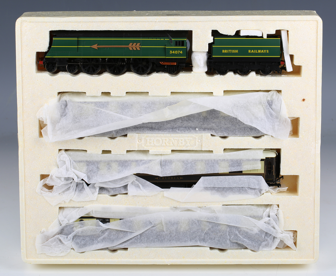 A Hornby gauge OO R.2369 The Golden Arrow train pack and an R.4196 The Golden Arrow coach pack, - Image 7 of 8