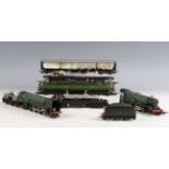 A small collection of Hornby gauge OO railway items, comprising DCC Ready R.2355 Class Q1 locomotive
