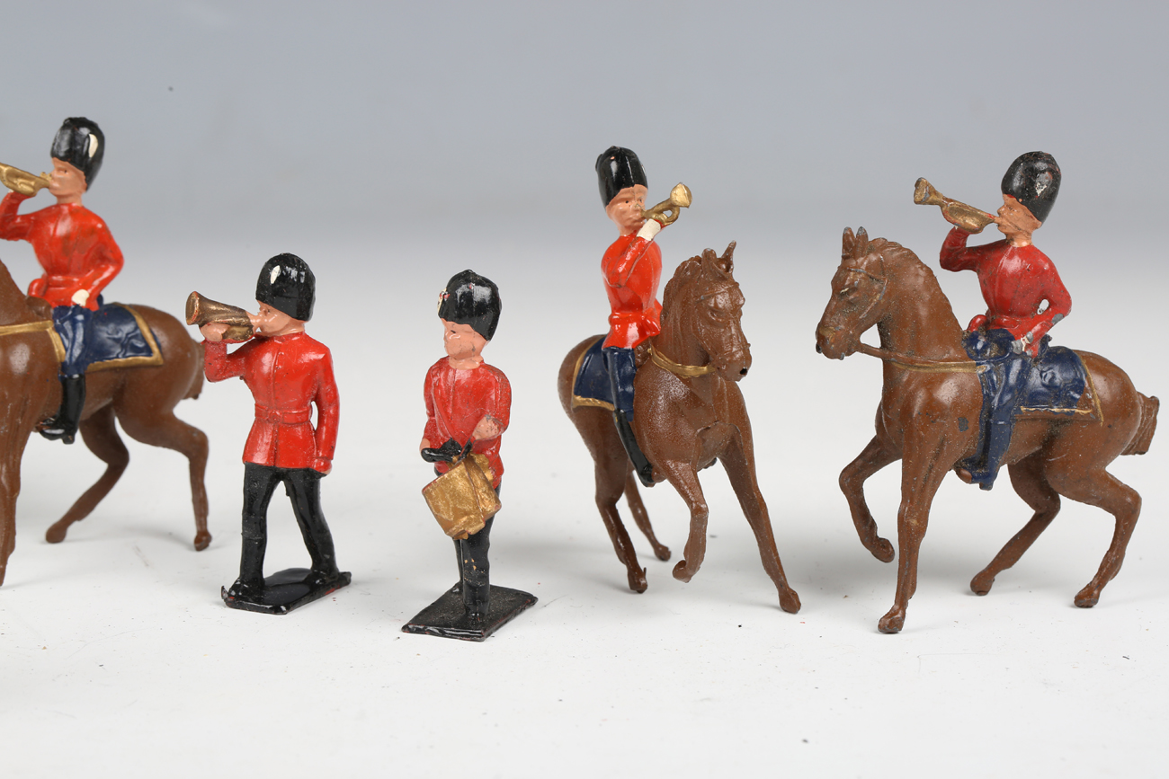 A collection of Crescent Toys lead figures, including sentries and sentry box, cavalry, Life Guards, - Image 5 of 15
