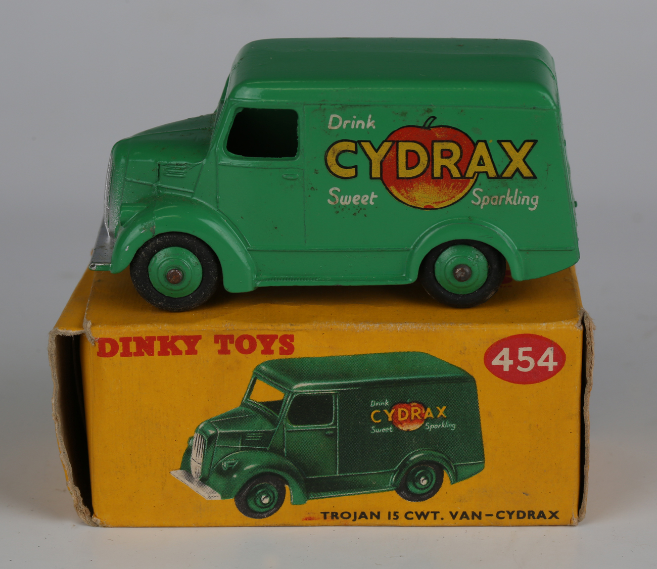 Five Dinky Toys Trojan vans, comprising No. 450 'Esso', No. 451 'Dunlop', No. 454 'Cydrax', No. - Image 3 of 7