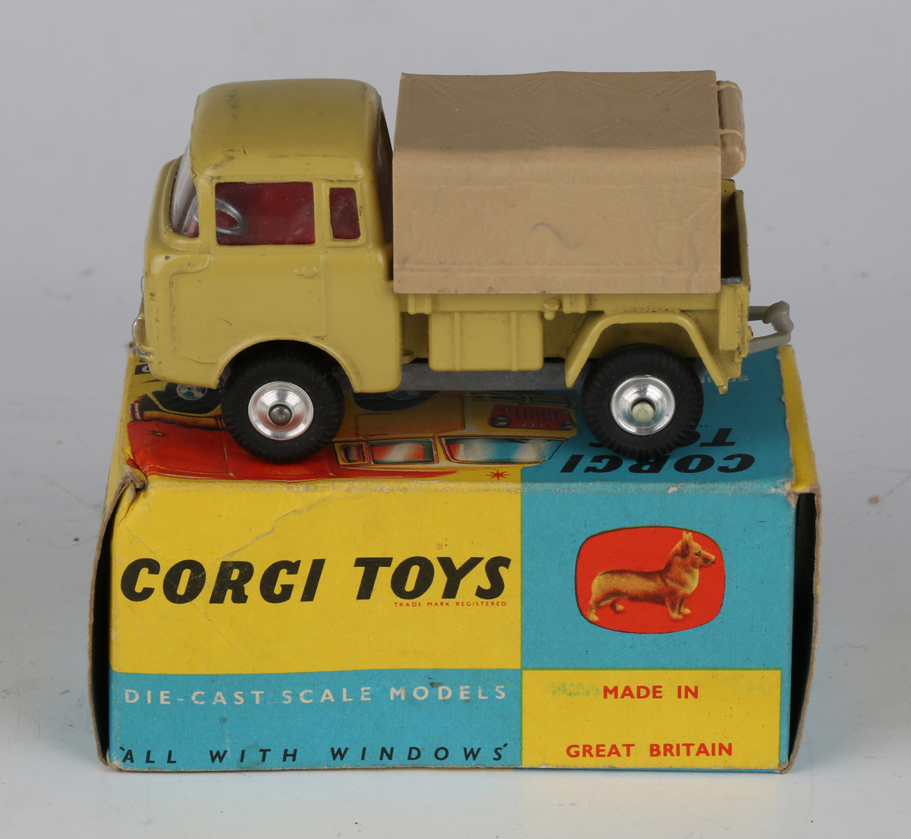 A small collection of Corgi Toys vehicles, comprising No. 325 Ford Mustang Fastback 2+2 - Image 9 of 11