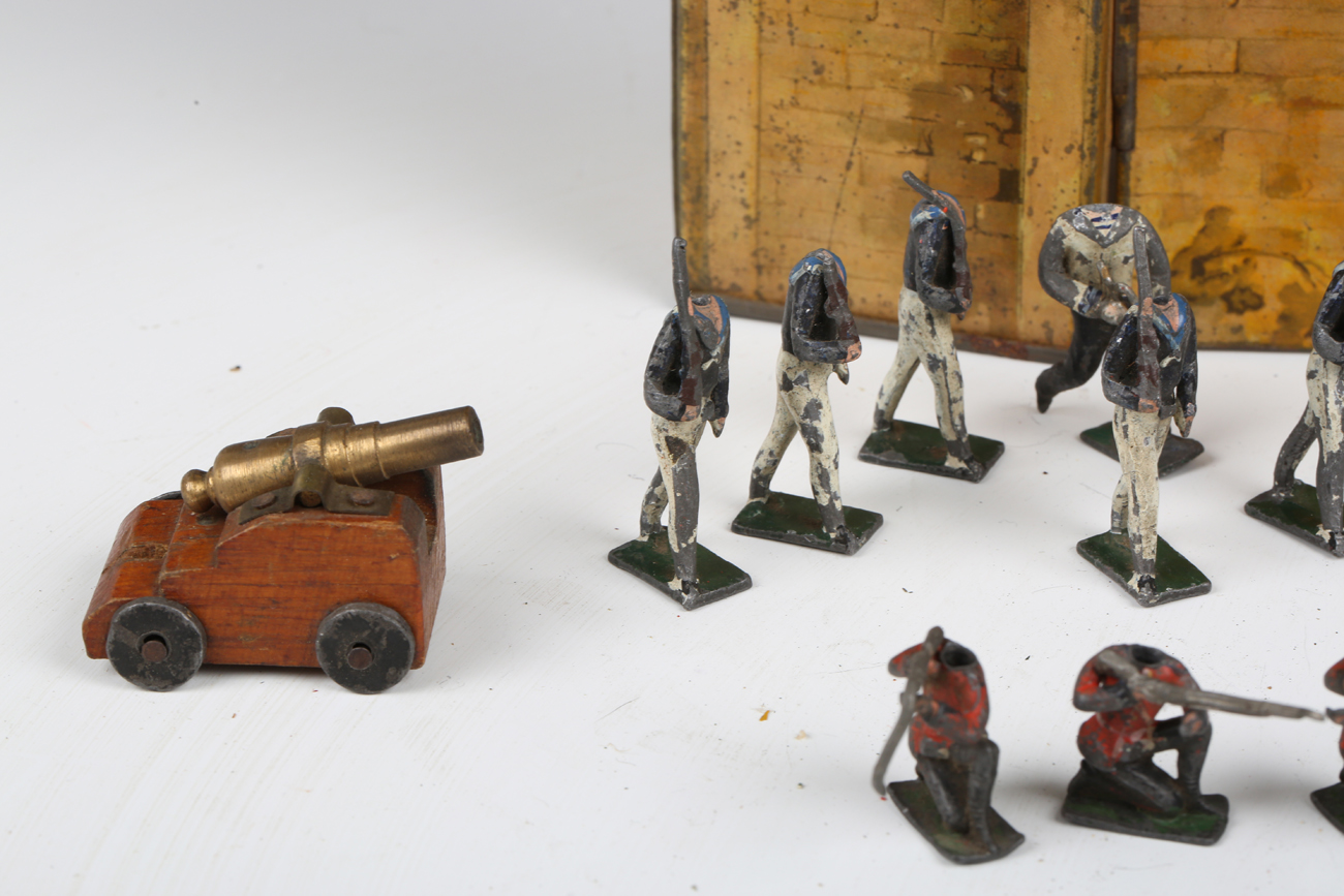 A collection of lead figures, including Highland 'plug head' soldiers and Life Guards, together with - Image 13 of 14
