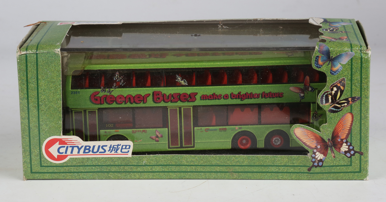 Twenty-seven Corgi Classics collectors' buses and double-deck buses in various Hong Kong liveries, - Image 31 of 35