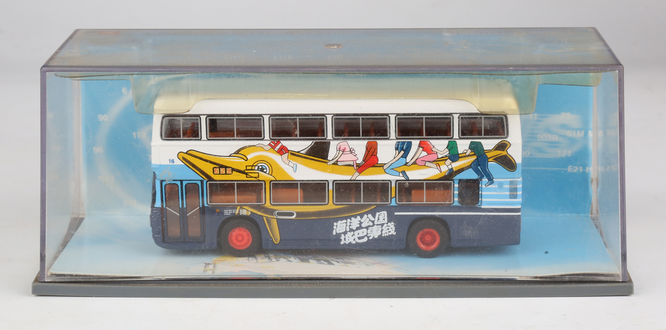 Twenty-seven Corgi Classics collectors' buses and double-deck buses in various Hong Kong liveries, - Image 10 of 35