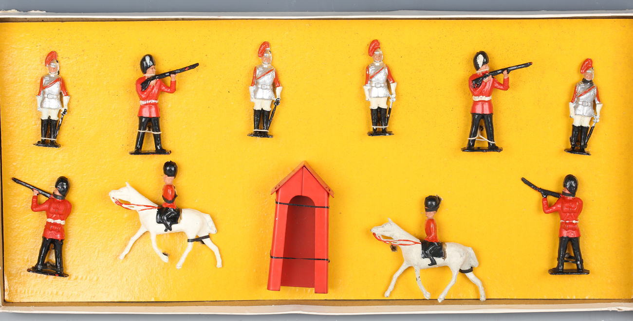 A collection of Crescent Toys lead figures, including sentries and sentry box, cavalry, Life Guards, - Image 4 of 15