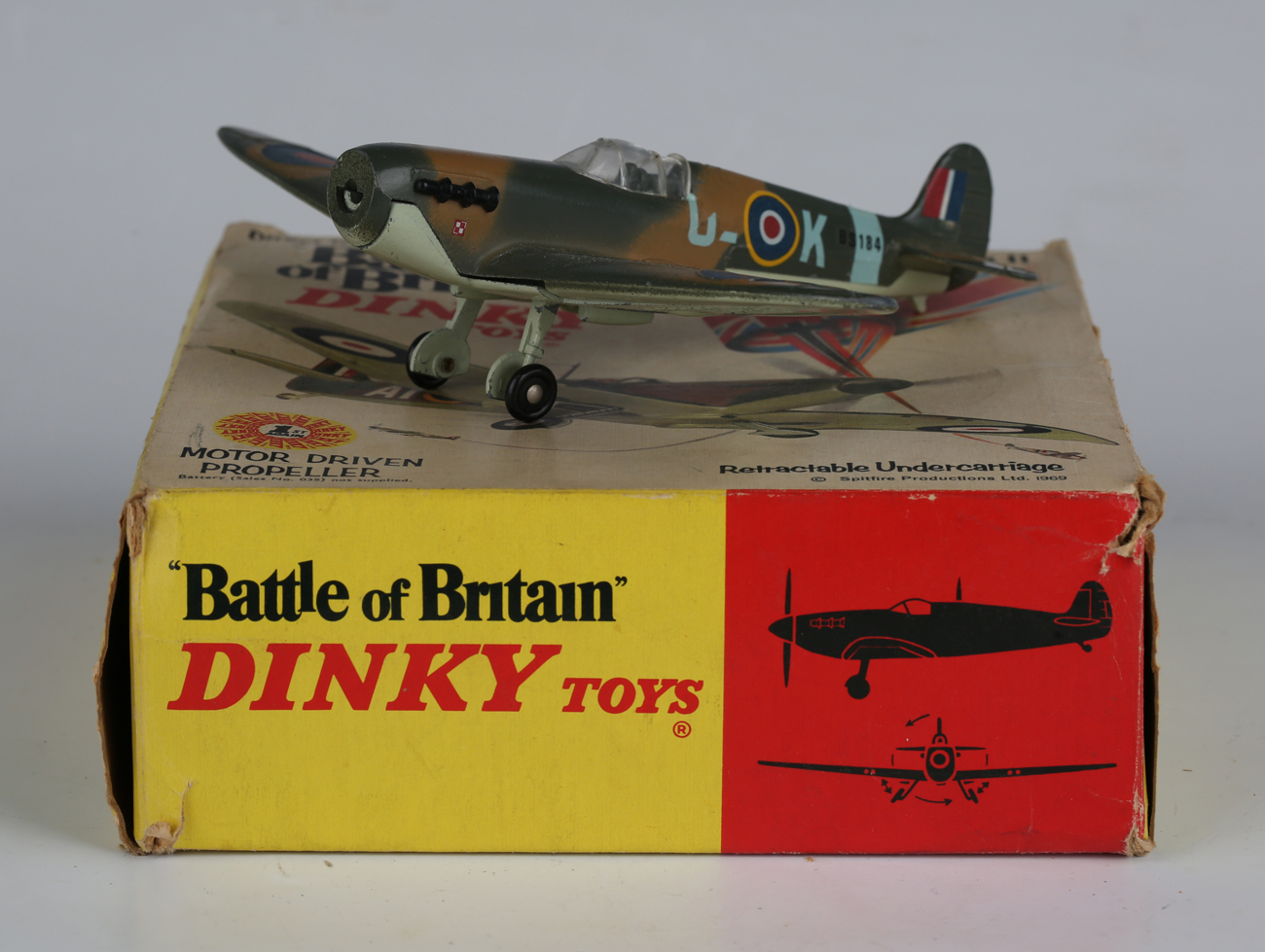 A small collection of Dinky Toys models, comprising No. 719 Spitfire MK11, No. 721 Stuka, No. 17m - Image 13 of 13