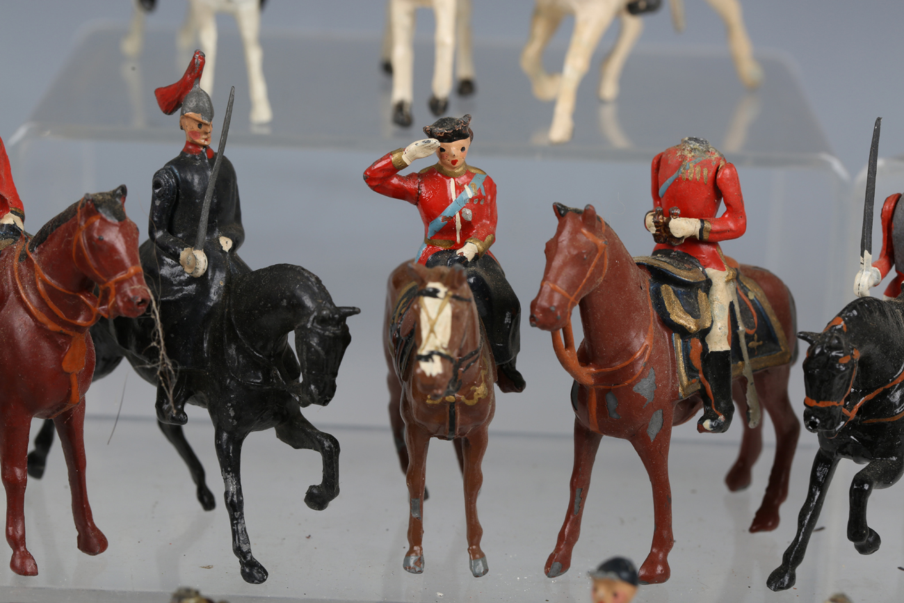 A good collection of Britains lead soldiers, including lancers and Life Guards, some boxed or with - Image 13 of 13