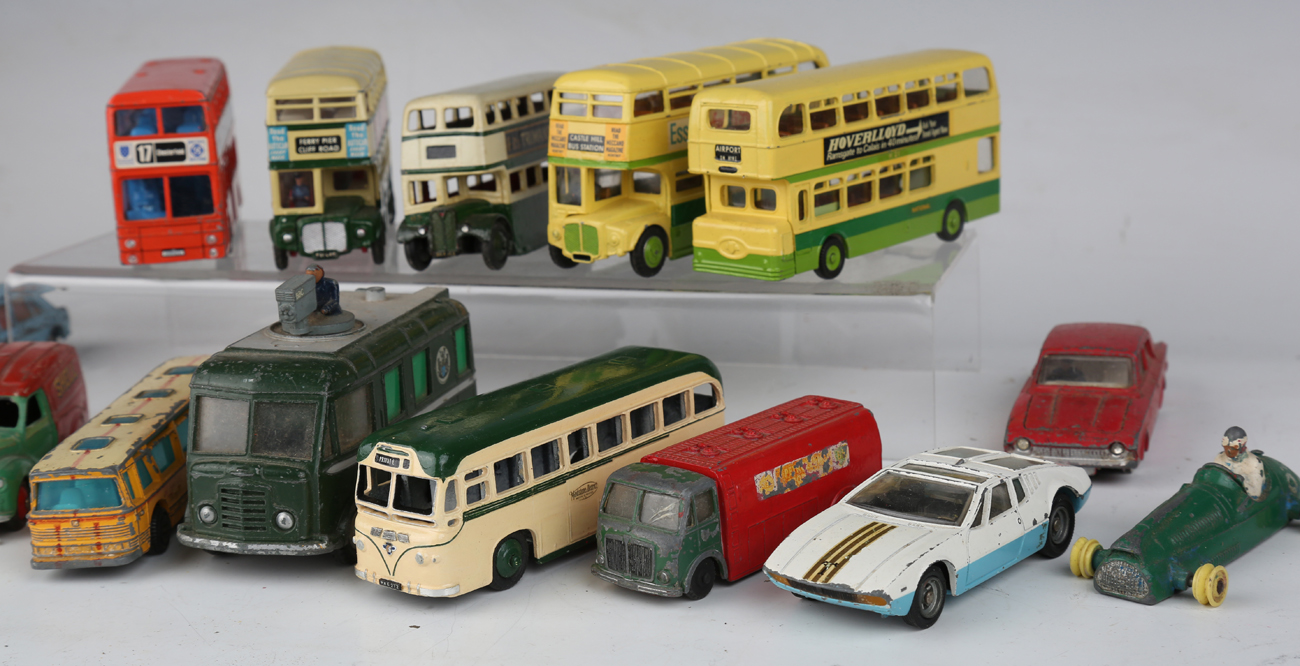 A collection of Dinky Toys and Supertoys vehicles and accessories, including a No.15 railway signals - Image 5 of 12