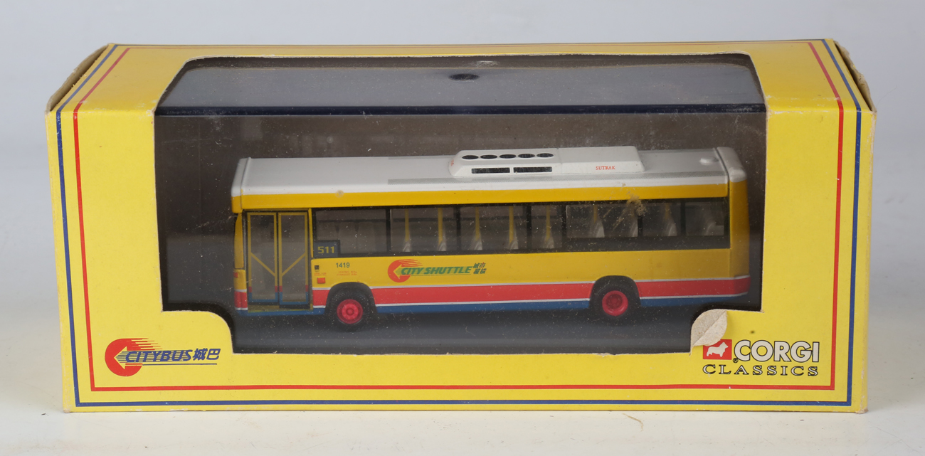 Twenty-seven Corgi Classics collectors' buses and double-deck buses in various Hong Kong liveries, - Image 34 of 35