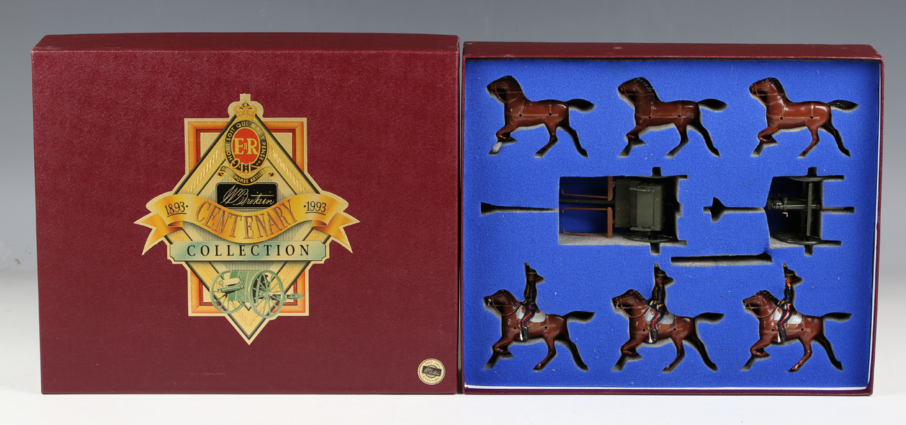 A Britains No. 8825 Centenary Collection 1893-1993 Gun Team, Royal Horse Artillery, Kings Troop - Image 2 of 10