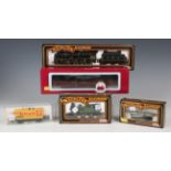 A small collection of Mainline Railways gauge OO items, comprising No. 37-056 'Royal Scot' LMS,