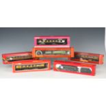 A collection of Hornby and Hornby Railways gauge OO items, including an R.374 locomotive '