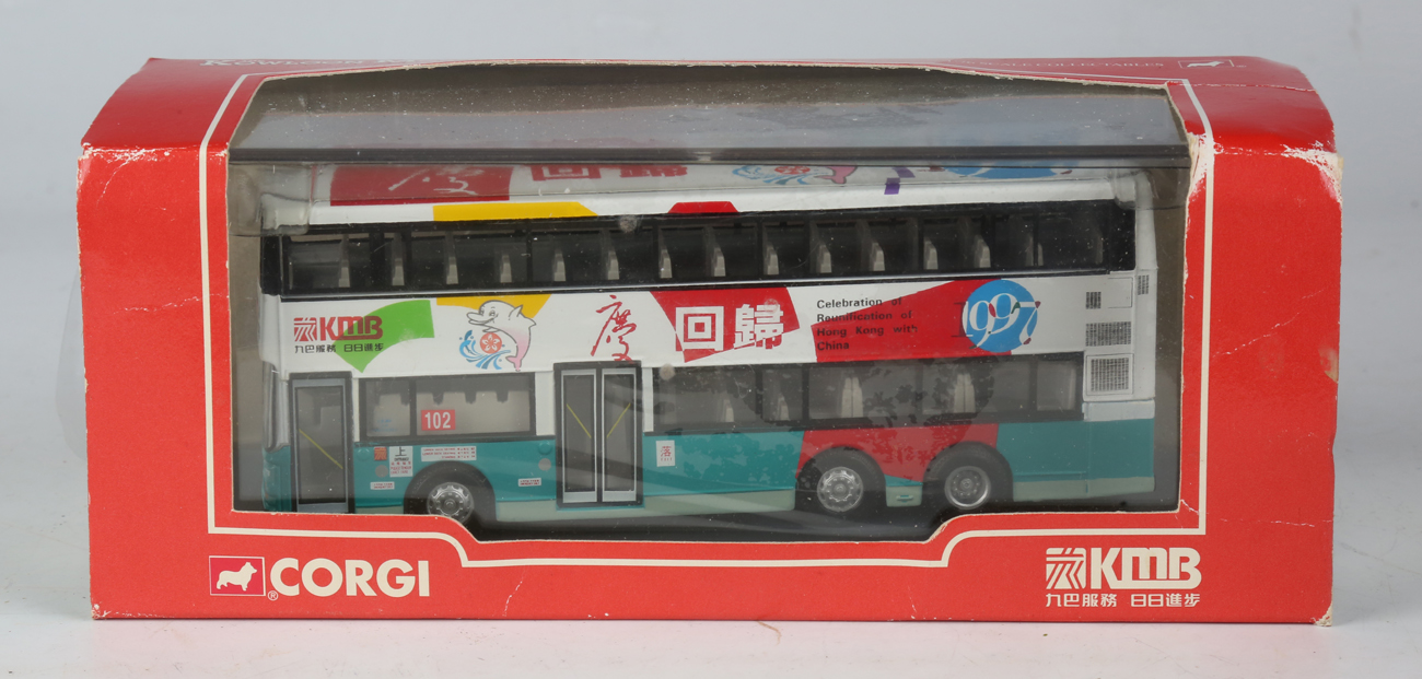 Twenty-seven Corgi Classics collectors' buses and double-deck buses in various Hong Kong liveries, - Image 33 of 35