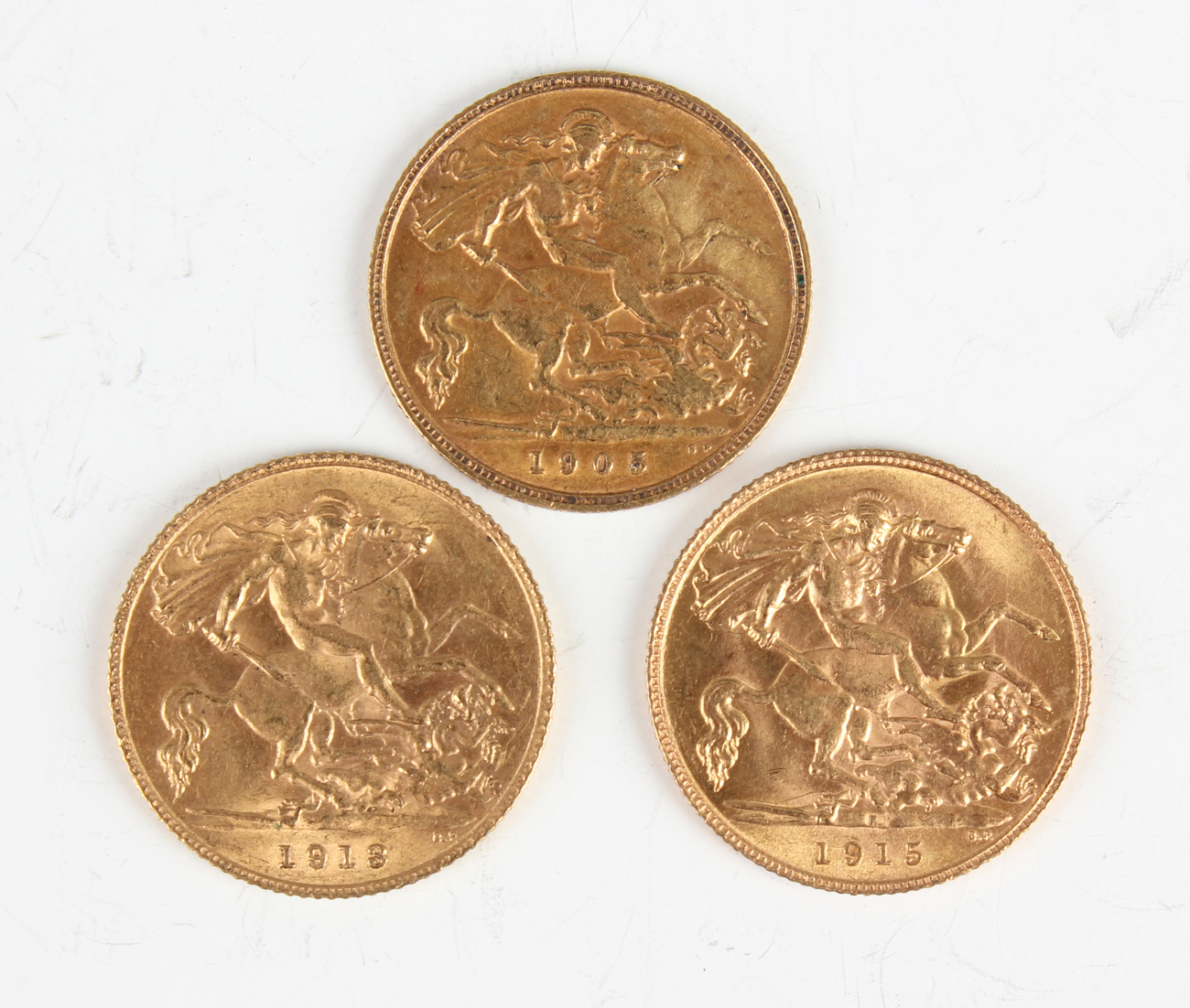 An Edward VII half-sovereign 1905 and two George V half-sovereigns, comprising 1913 and 1915 Perth