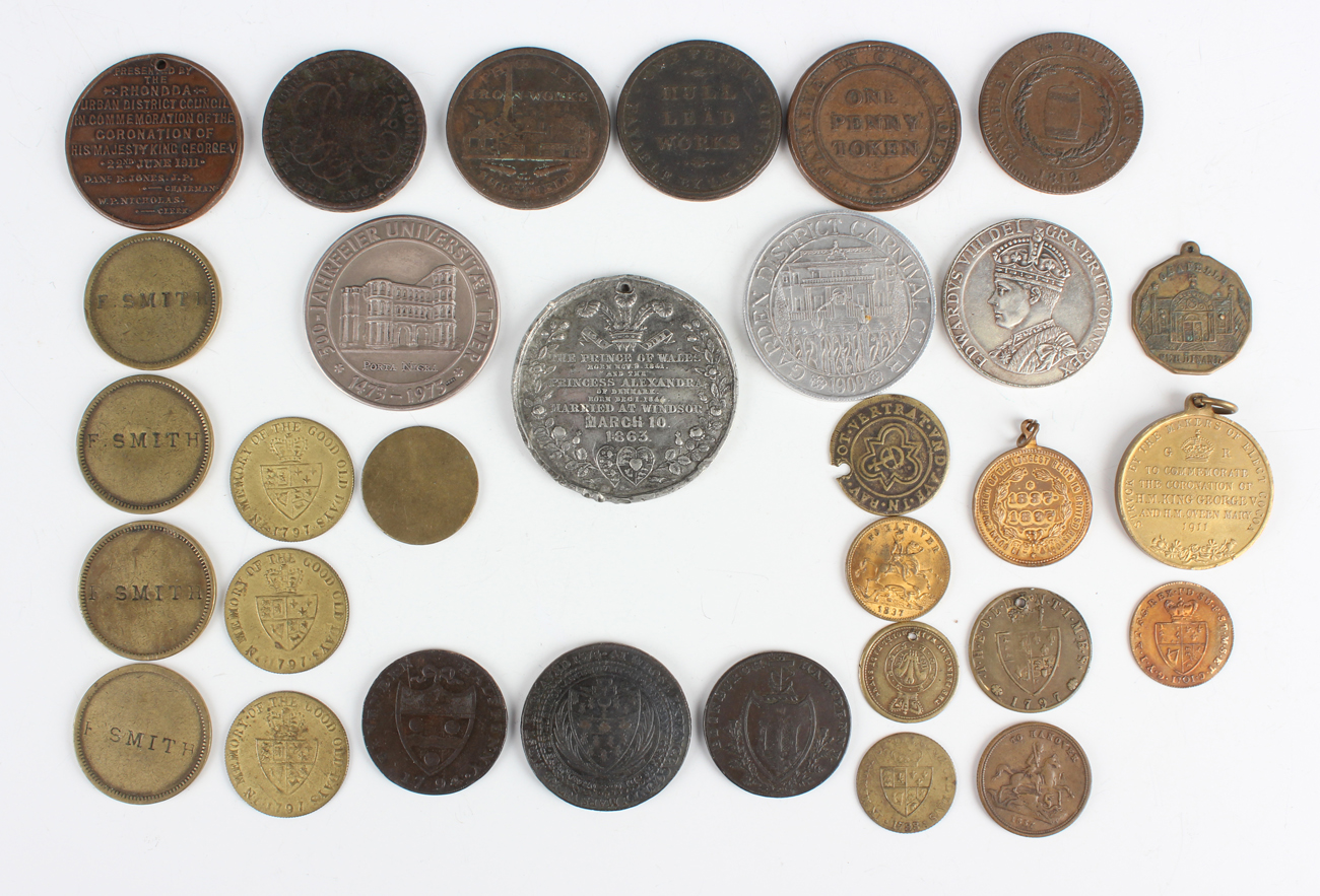 A collection of various 18th, 19th and 20th century tokens and medallions, including a small group - Image 3 of 6
