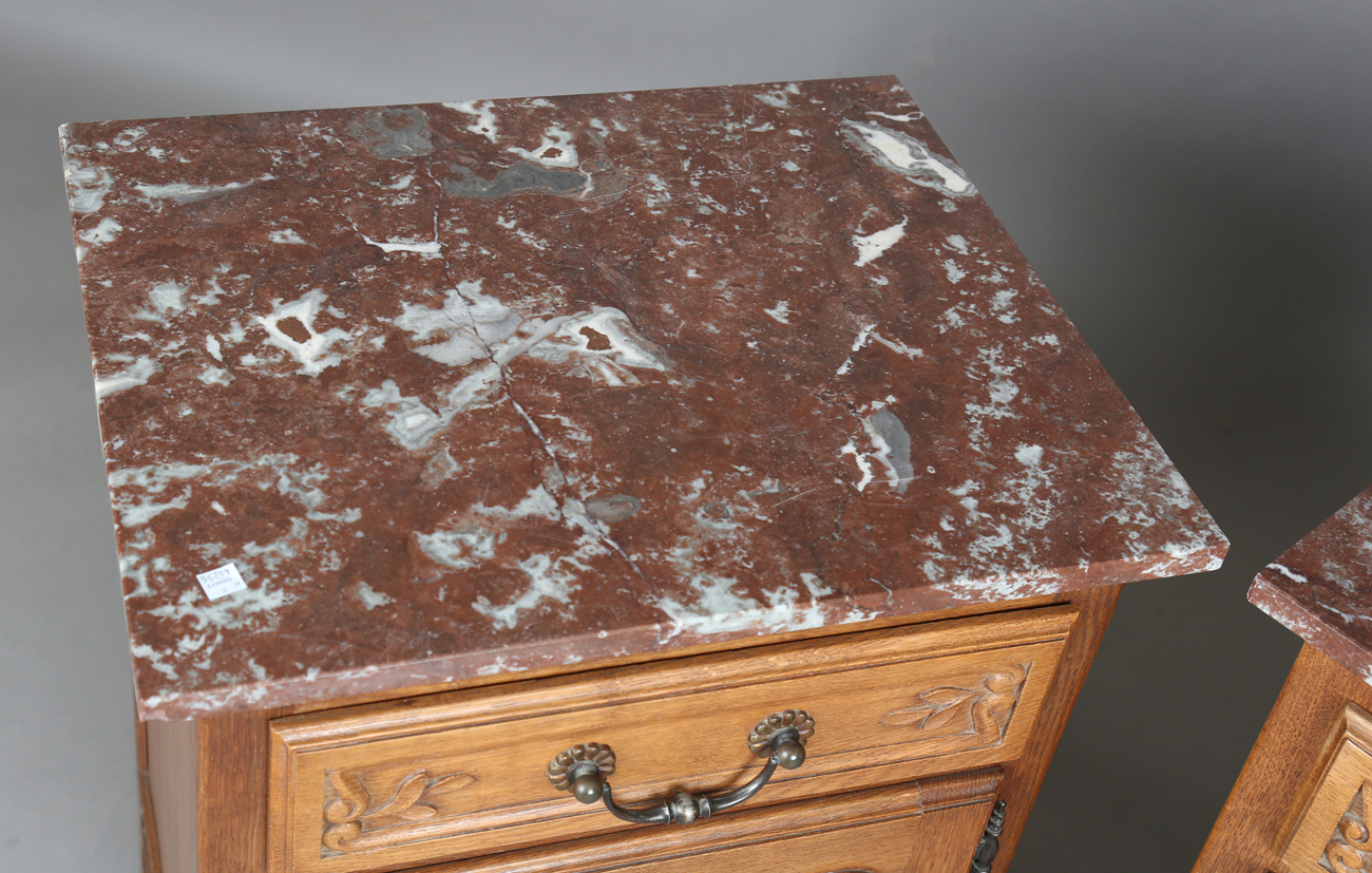 A pair of 20th century French oak marble-topped bedside cabinets, height 77cm, width 55cm, depth - Image 2 of 12