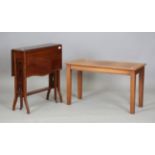 An Edwardian mahogany Sutherland table with satinwood crossbanding, height 66cm, width 60cm,