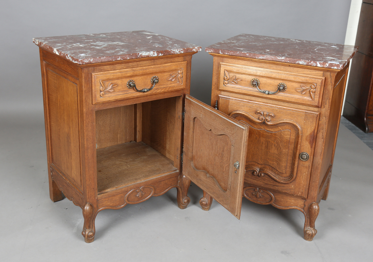 A pair of 20th century French oak marble-topped bedside cabinets, height 77cm, width 55cm, depth - Image 7 of 12