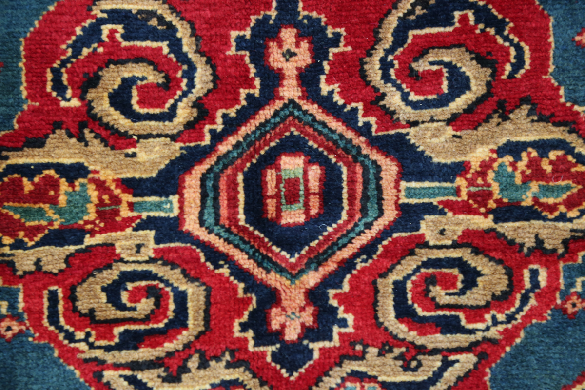 A Hamadan rug, North-west Persia, late 20th century, the sand-coloured field with a shaped - Image 5 of 6