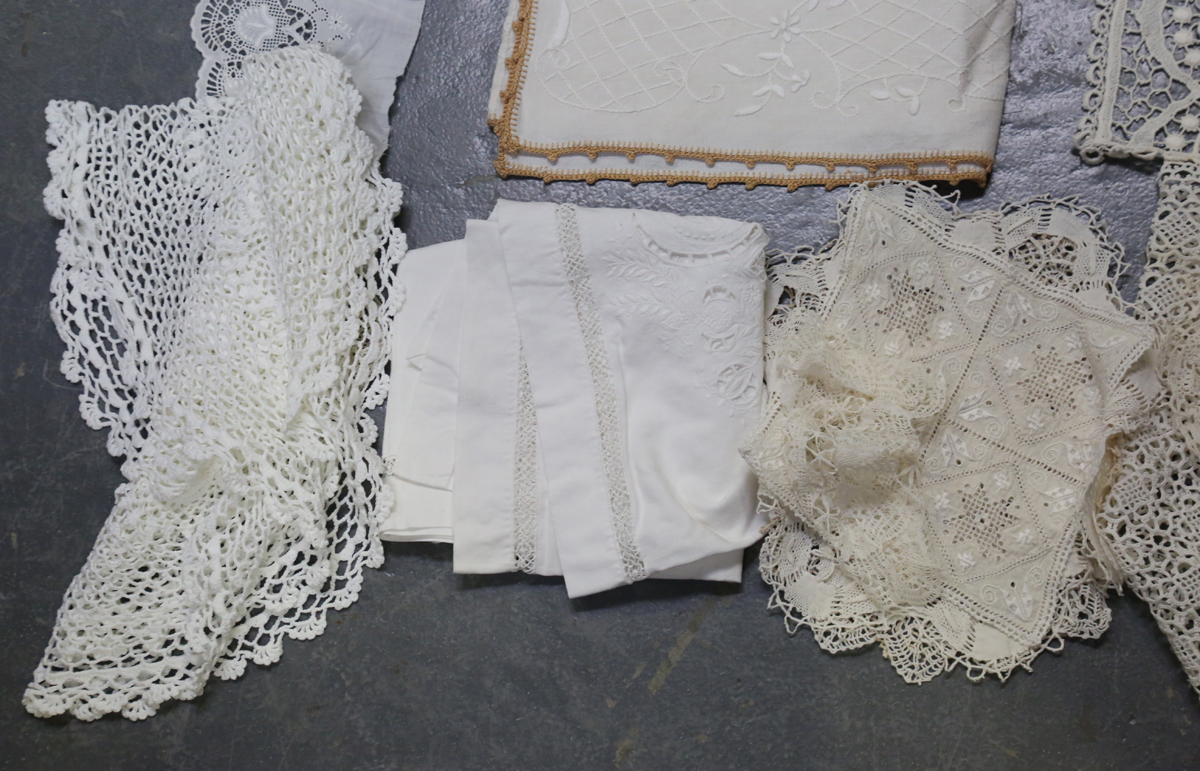 A collection of whitework, including mainly crochet work tablecloths and other table linen.Buyer’s - Image 2 of 13