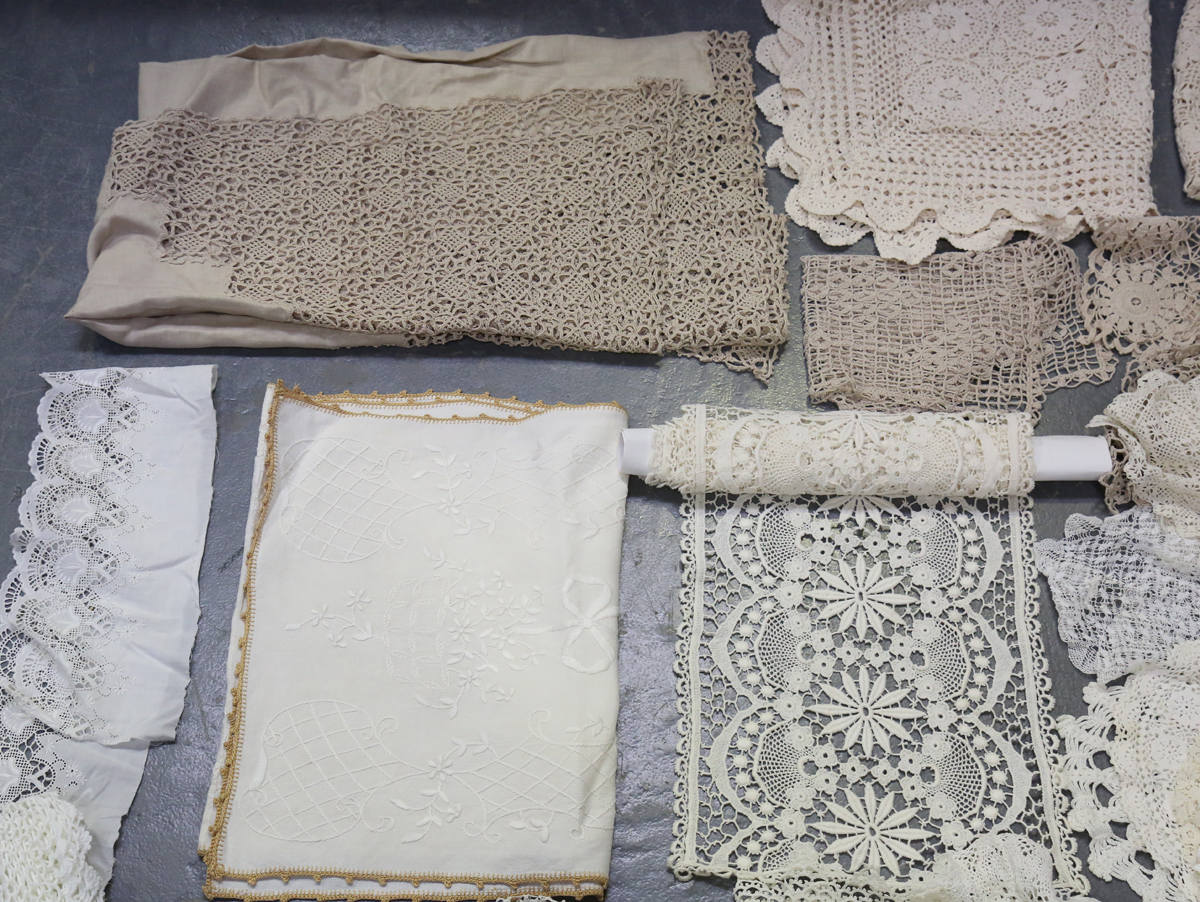A collection of whitework, including mainly crochet work tablecloths and other table linen.Buyer’s - Image 5 of 13