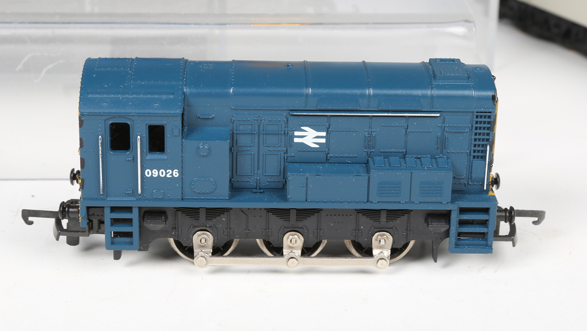 Eleven Lima gauge OO diesel locomotives in various liveries, all boxed.Buyer’s Premium 29.4% ( - Bild 9 aus 11