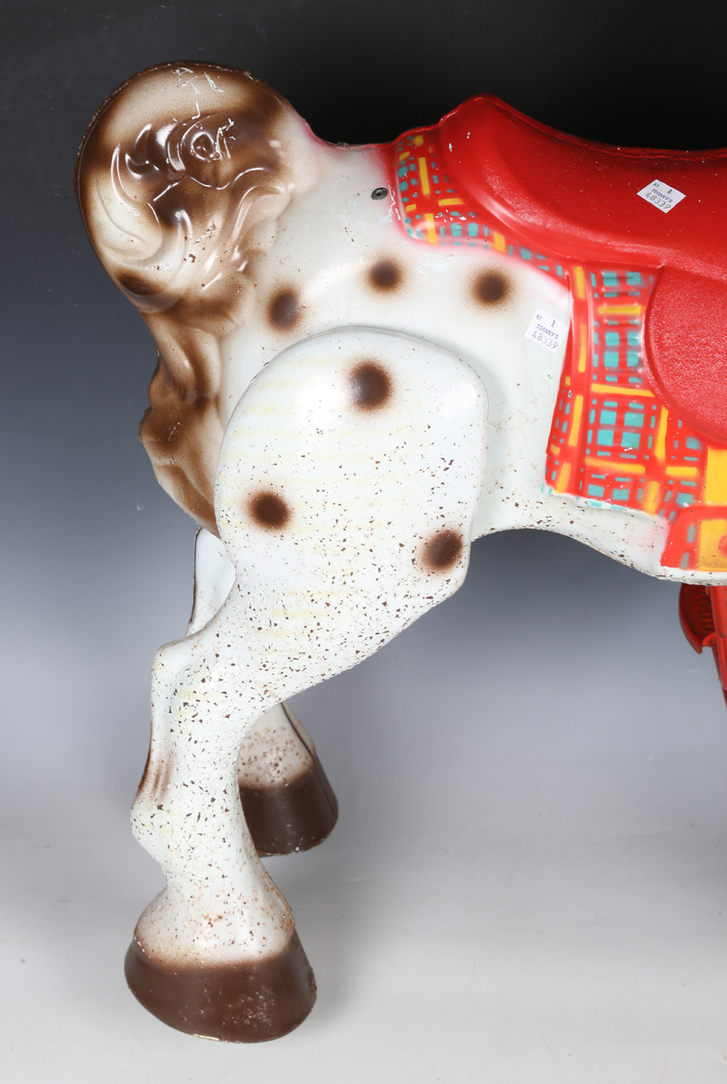 A Mobo Bronco ride-on walking horse, length 66cm (some playwear and surface rust).Buyer’s Premium - Bild 12 aus 18