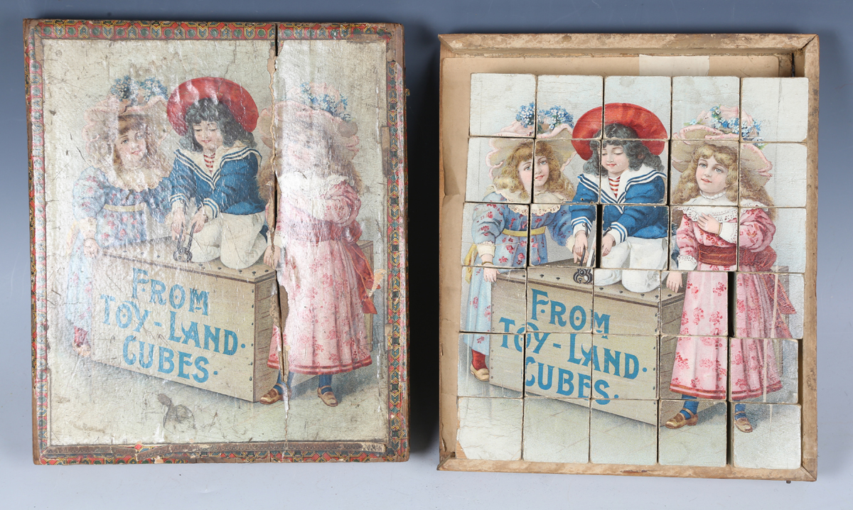 A Pelham Puppets SS Gypsy and two others, all boxed, together with a Victorian cube puzzle and a Tip - Bild 3 aus 10