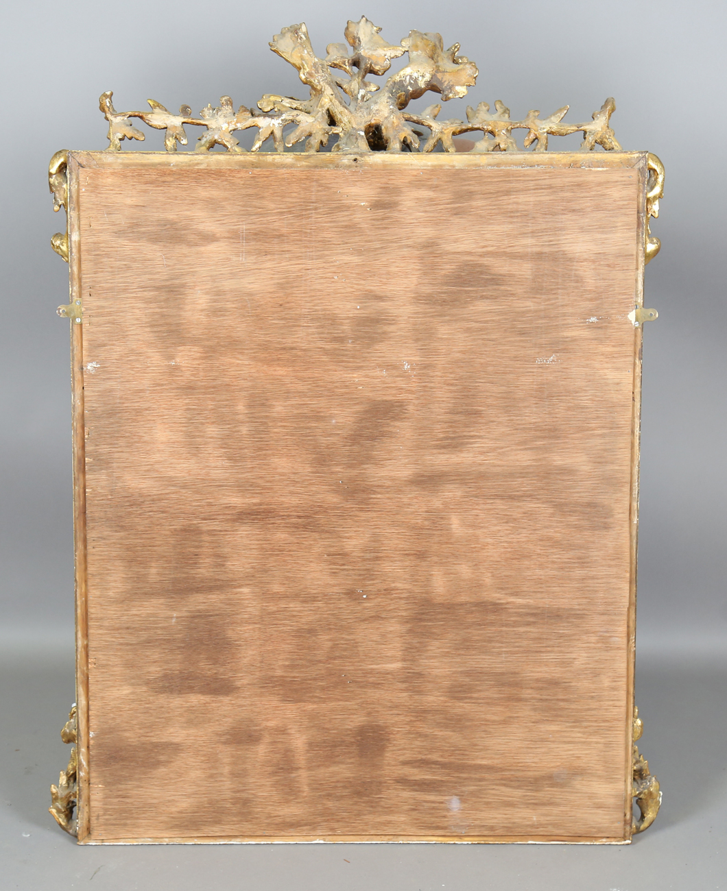 A 19th century gilt composition sectional wall mirror with a bird and quiver surmount above a beaded - Bild 2 aus 9