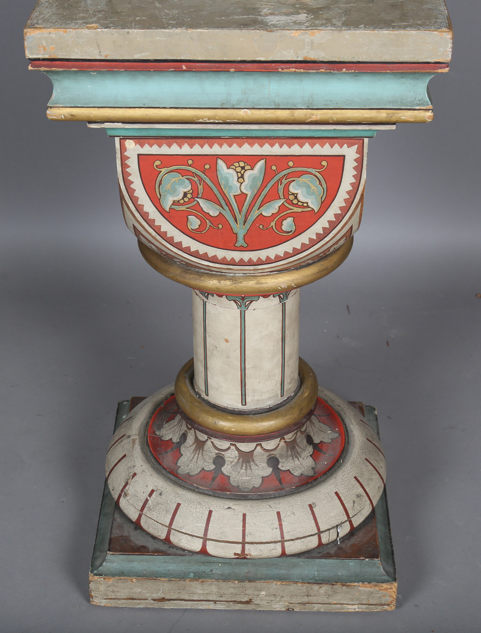 A mid-Victorian Gothic Revival painted softwood pedestal, in the manner of A.W.N. Pugin, height - Bild 3 aus 7