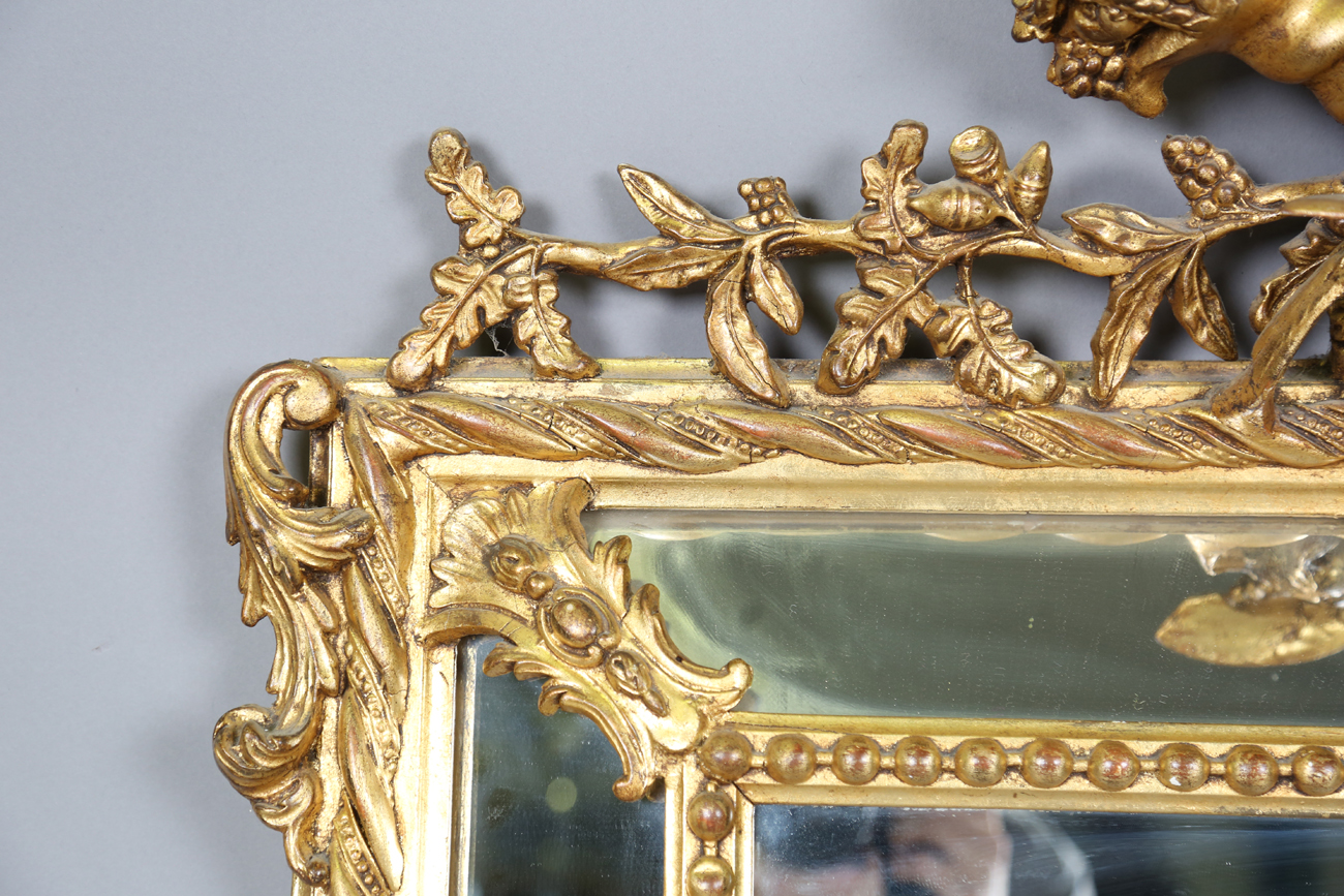 A 19th century gilt composition sectional wall mirror with a bird and quiver surmount above a beaded - Bild 7 aus 9