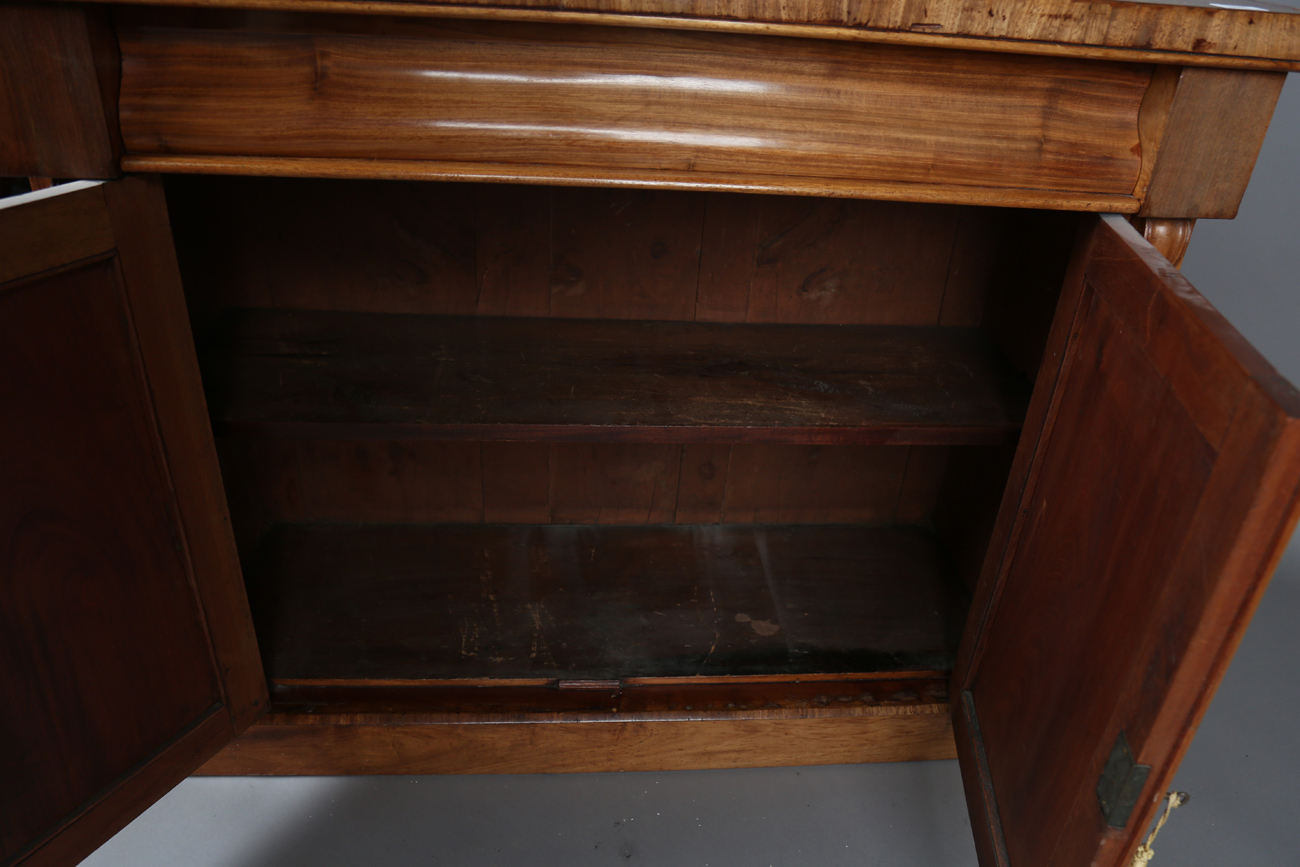 A Victorian mahogany mirror back chiffonier, height 114cm, width 106cm, depth 44cm, together with - Bild 10 aus 16