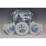 A Chinese blue and white export porcelain meat dish, Qianlong period, the centre painted with