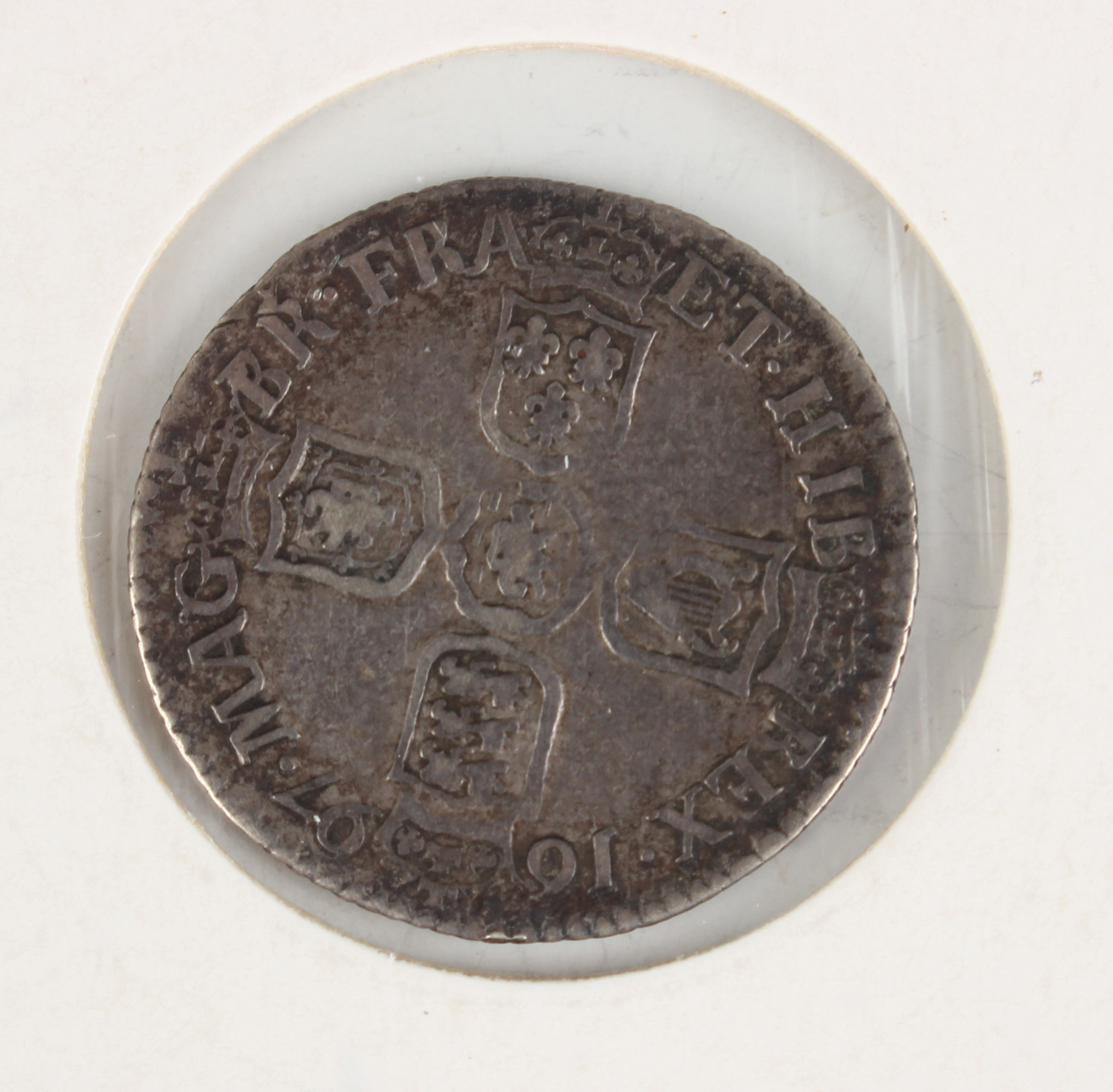 A William III sixpence 1700, two other sixpences, 1696 and 1697, and two shillings, both 1697. - Image 6 of 11