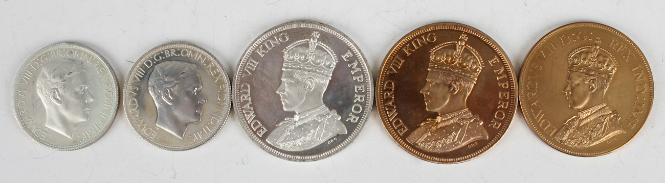 A collection of Edward VIII pattern fantasy coins, including a silver Southern Rhodesia five - Image 3 of 3