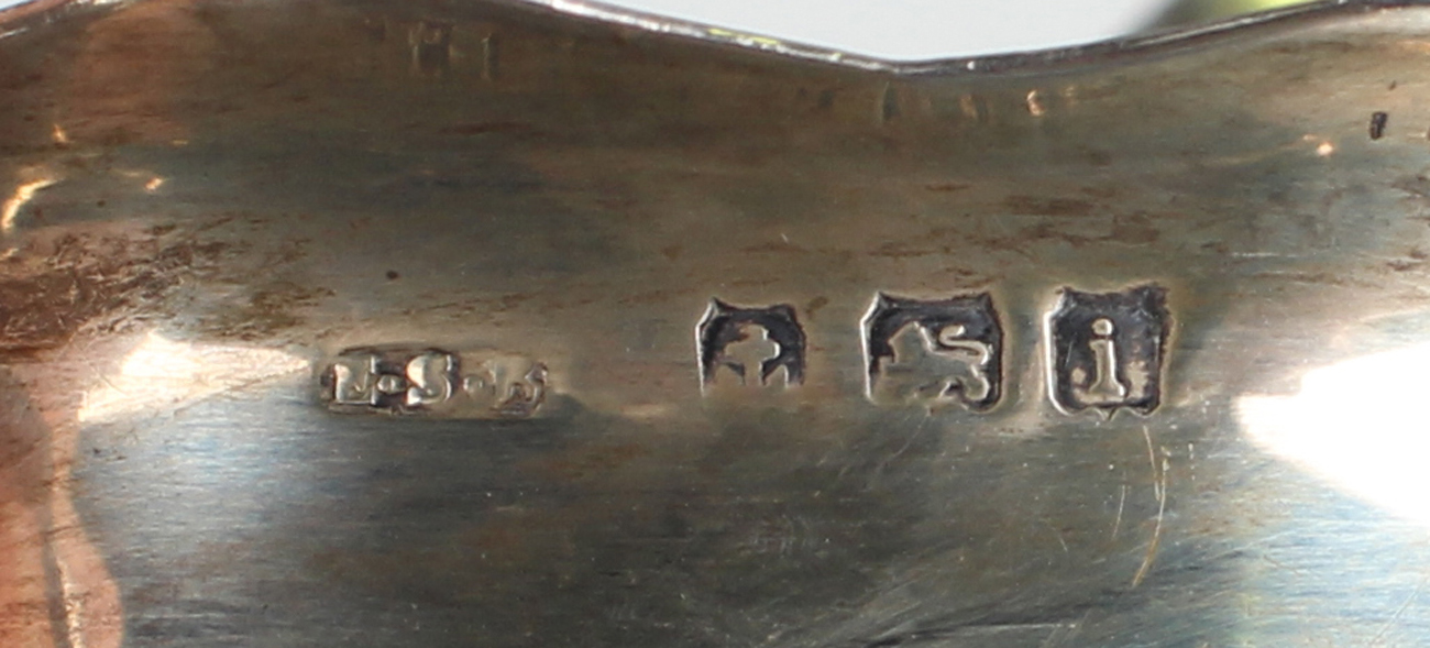 A pair of late 17th century style silver trefid spoons, each with rat tail to bowl back, Sheffield - Image 4 of 5