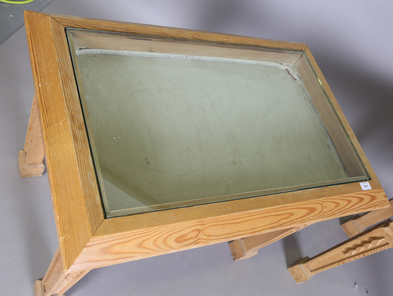 A pair of 20th century Neoclassical style pine display case occasional tables, the removable glass - Image 8 of 9