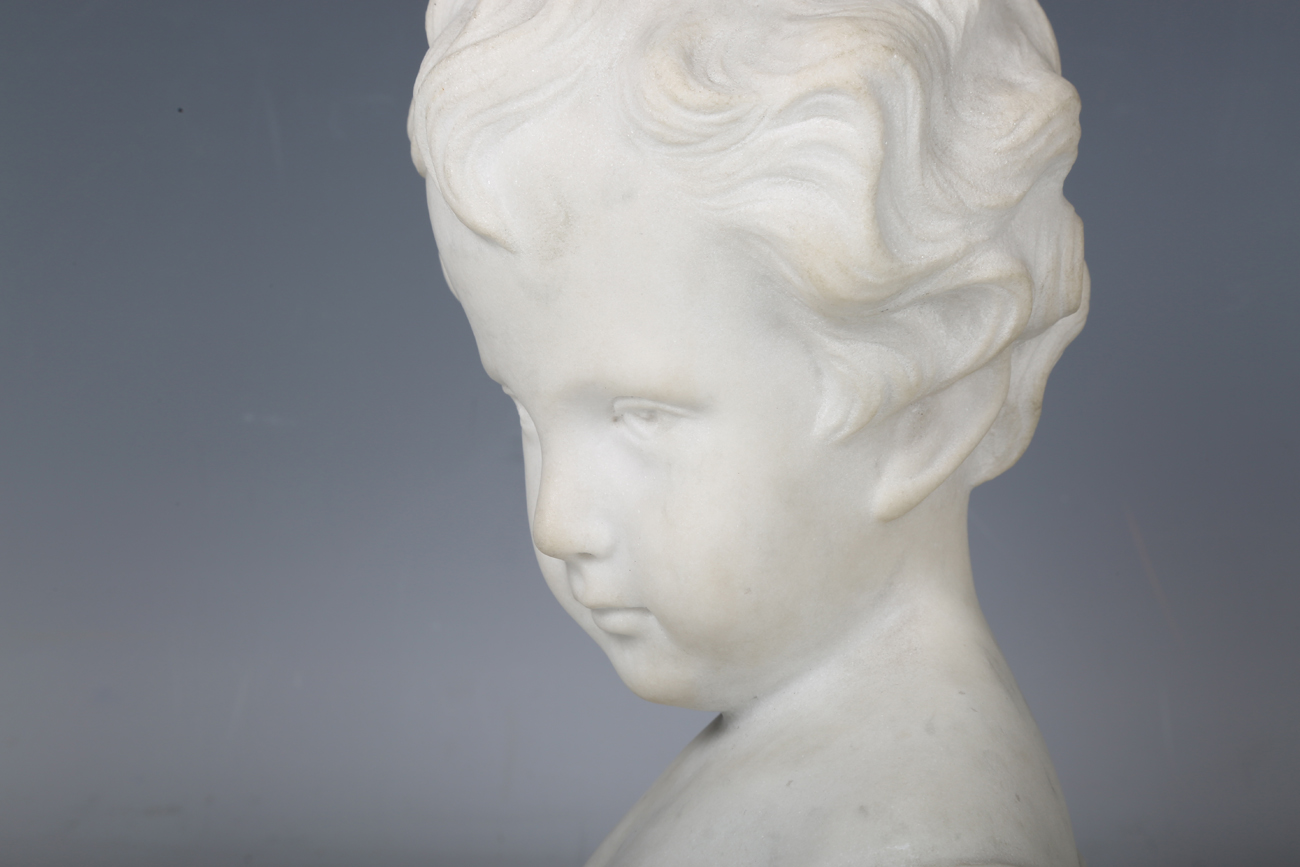 An early 20th century carved marble bust of a young boy, unsigned, height 24cm.Buyer’s Premium 29.4% - Image 5 of 9