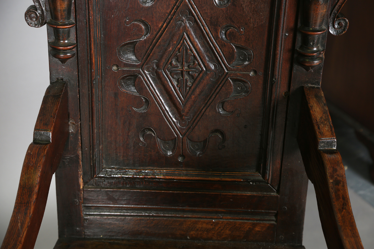 A pair of 17th century provincial oak Wainscot armchairs with carved panel backs and solid panel - Image 8 of 16