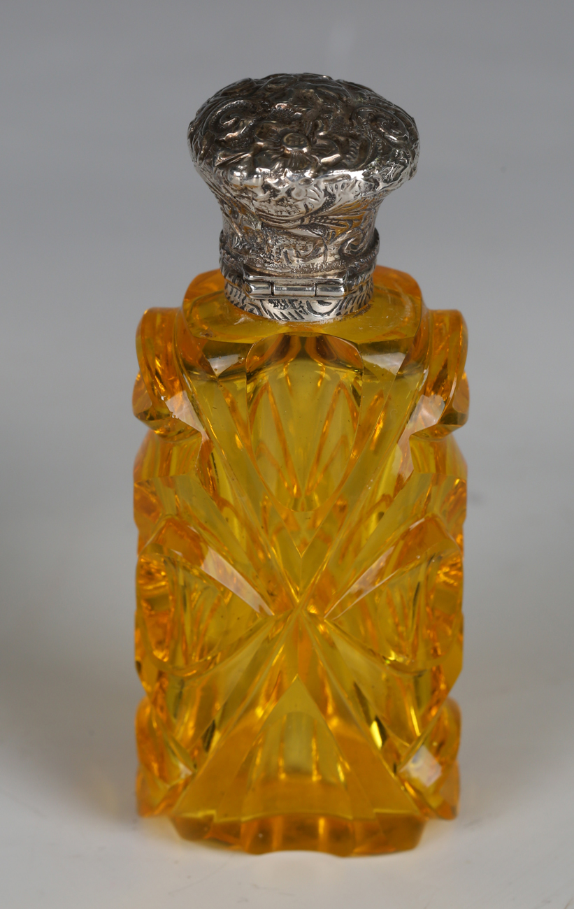 A late 19th century yellow cut glass scent bottle with silver hinged lid, length 9cm, two coloured - Image 7 of 9