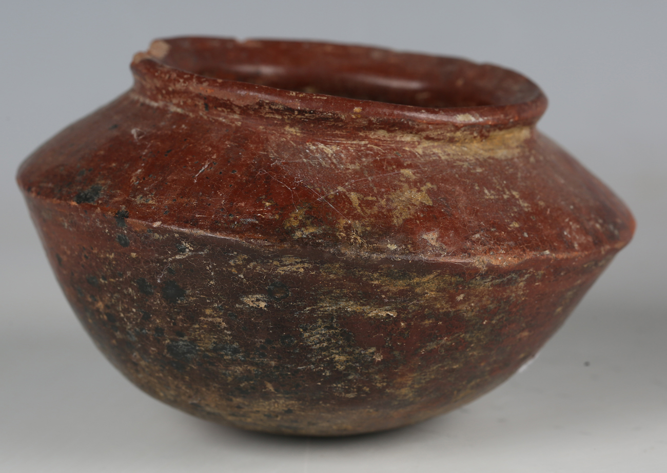 Two pieces of pre-Columbian pottery, comprising a footed bowl with vertical striped banded - Image 8 of 14