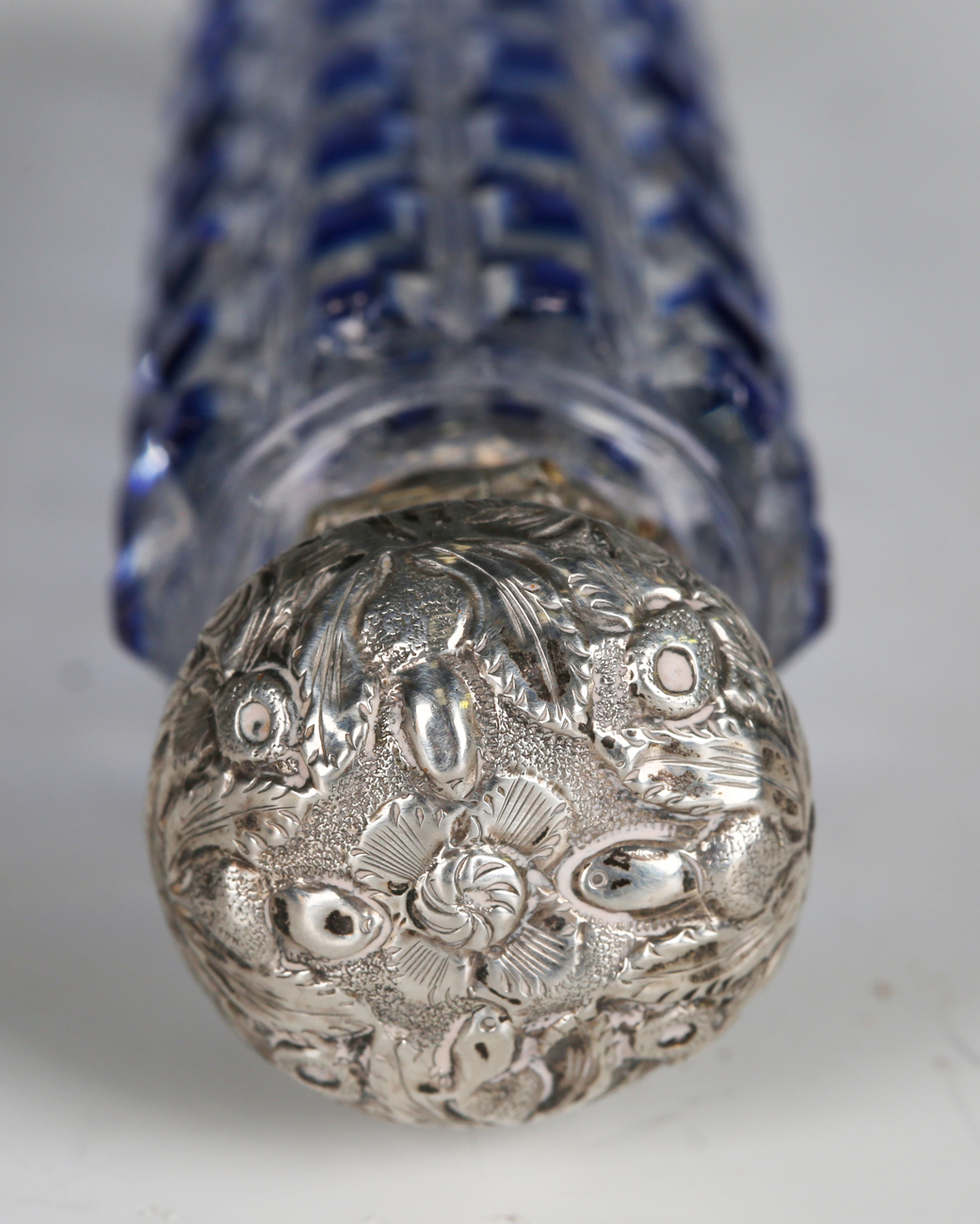 A late 19th century yellow cut glass scent bottle with silver hinged lid, length 9cm, two coloured - Image 4 of 9