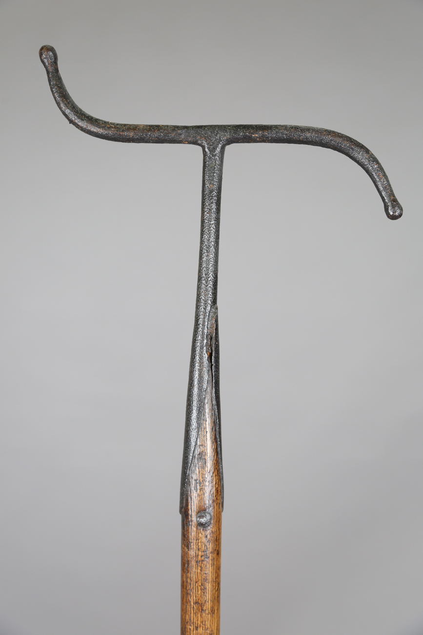 A scarce 19th century wrought iron shepherd's dipping crook, the shaped head on an ash shaft, length - Image 9 of 9