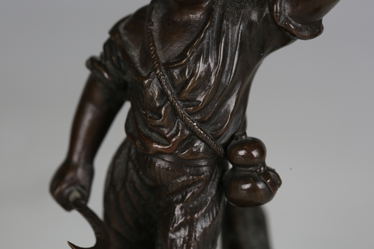 A 19th century Continental patinated bronze figure of a regal female holding a goblet and dish, - Image 7 of 17