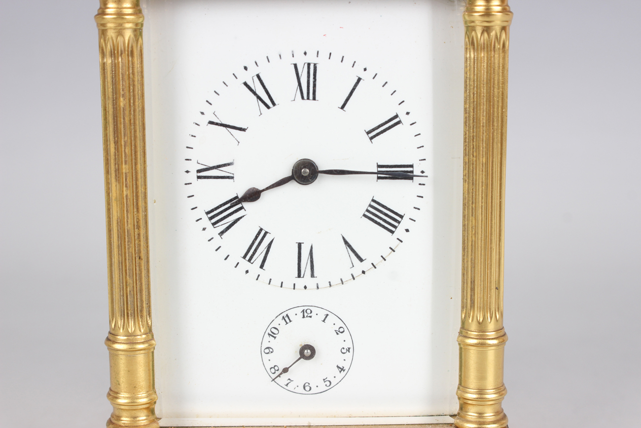 A late 19th century French gilt lacquered brass carriage alarm clock with eight day movement - Image 8 of 8